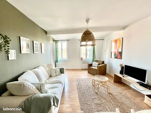 Appartement lumineux rue grande chaussée