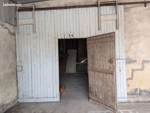 Parking/box 108 m² Angoulême