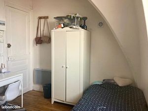 Studette meublée de 10m2  avec coin cuisine et coin salle d’eau + mini lave-linge - Parc M