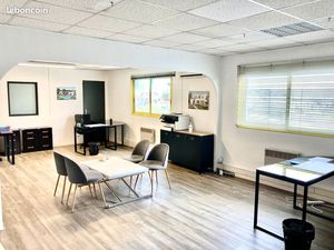 2 grands bureaux 83 m2 Climatisés