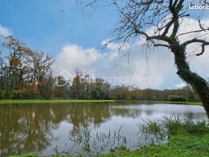 Terrain 9 100 m² Montsurs