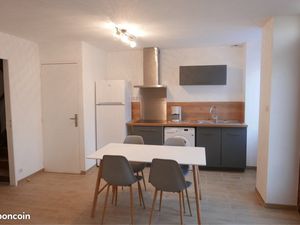 Maison meublé T3 70m2 - rénové récemment - Ruelle