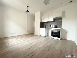 Studio entièrement rénové