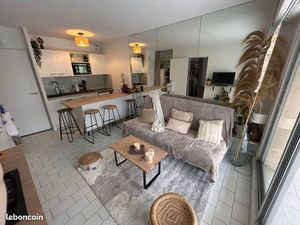 T1 bis meublé – 32 m² + loggia – Quartier Golf / Ponant – Résidence avec piscine