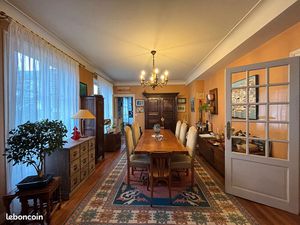 Maison de ville 8 pièces 200 m²