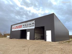 Hangar / Local d'activité / Entrepôt de stockage