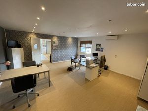 Bureaux 87 m²
