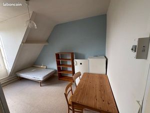 Studio (chauffage électricité compris)