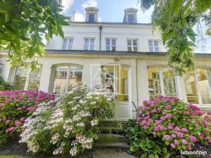 Propriété 10 pièces 257 m²