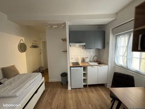 Studio entièrement rénové 14 m² – Hypercentre  rue de Bressigny (partie haute) - Calme