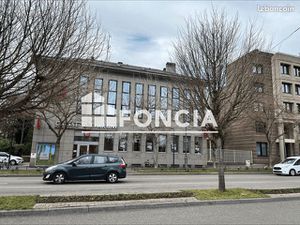 Local commercial 119 m²