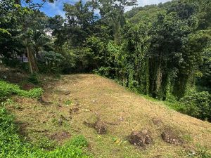 Vente terrain 1500M2 à tivoli Fort-de-France