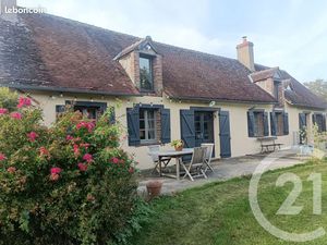 Fermette de 217m² avec annexe sur 3230 m² de jardin