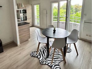 Appartement F2 meublé avec balcon parking