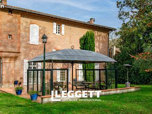 Château 8 pièces 250 m²