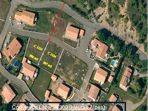 2 TERRAINS à bâtir ATTENANTS 1014 m2 A LAZER (HAUTES ALPES - 05)