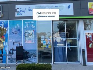 Local 100 m² Narrosse