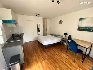 T1 meublé terrasse Poitiers hyper centre + électricité et internet