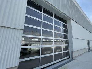 Local d'activité 710 m²
