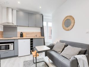 Studio 1 pièce 14 m²