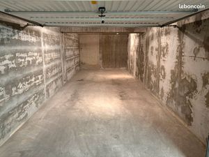 Garage double à louer Avenue de Genève