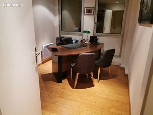 Bureau de 10m2 à partager à Annecy avec place de parking à partir de janvier 2026