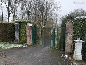 Local Divers 37698 m² LANDRECIES