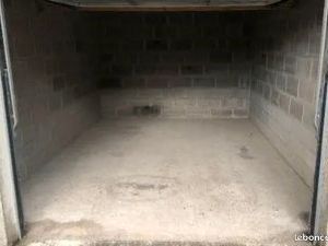 Garage en centre-ville