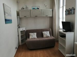 STUDIO EN PLEIN CENTRE VILLE (Internet + TV  chauffage  eau inclus dans les charges)