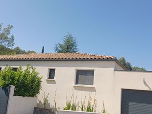 Maison récente T4 avec jardin