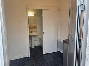 T1 refait a neuf beaux volumes