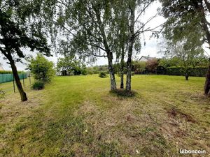 Terrain 1600 m² – Constructible – Viabilisé – 37 /m²