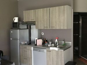 A CORTE - Loue T1 meublé