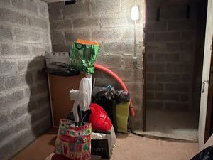 Cave 15m3 / 7 70 m2 Caluire