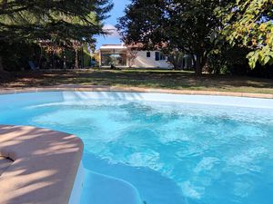Maison plain-pied avec piscine