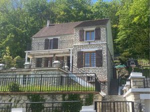 Maison de caractère en pierre – Fontaine-le-Port – 8 pièces – 180 m² – Terrain de 1255 m² 