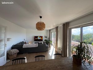 Appartement 110m2 3 chambres balcon garage 25m2