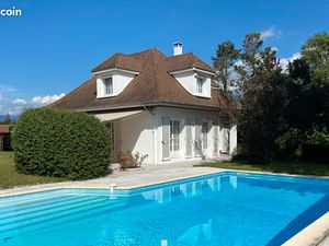 Maison - 7 pièces - 205m2