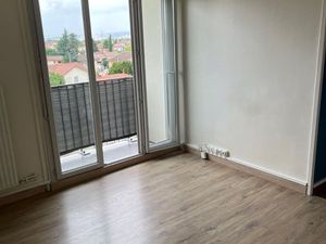 Appartement DECINES 48m2