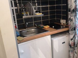 Loue studette meublée