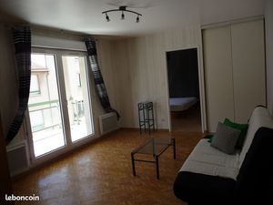 Appartement meublé T2  garage  balcon