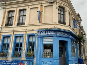 Local commercial 80 m²