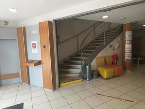 Local 318 m² Castres