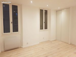 Location T2 - TOULON proche Mayol