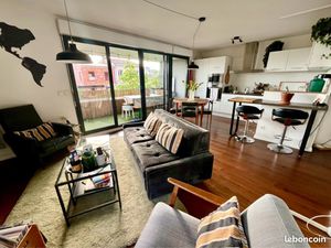 Duplex inversé 76 m2 - terrasse + parking - quartiers gare saint-jean / canopia