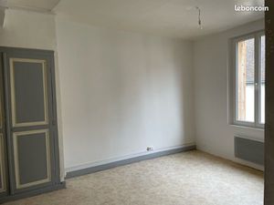 Appartement 2 pièces avec local commercial