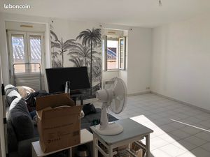 F2 lumineux au calme - Quartier Jean Jaurès  dernier étage