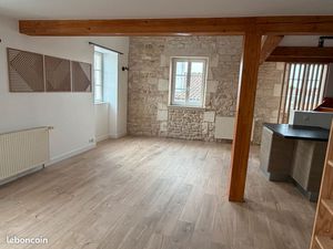 Immeuble proche centre et mer   1 T2 et 1 T4