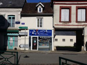 Murs commerciaux loués