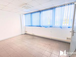 Local commercial 550 m²